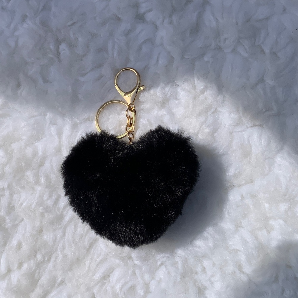 Black Faux Fur Heart Keychain/bag charm (NWT)